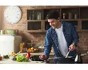 JVC_HA-NP50T-B_Lifestyle_cooking.webp